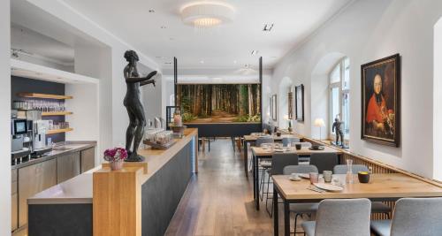 Alpen Hotel München