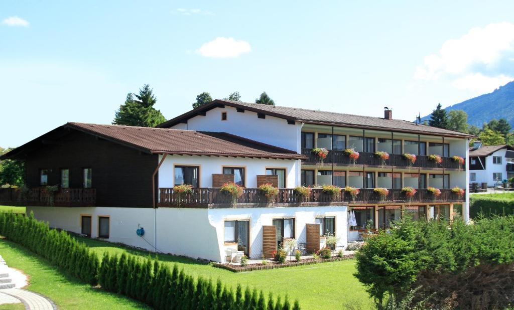 Hôtel Hotel Alpenblick Berghof Moorbadstraße 21, 87642 Halblech