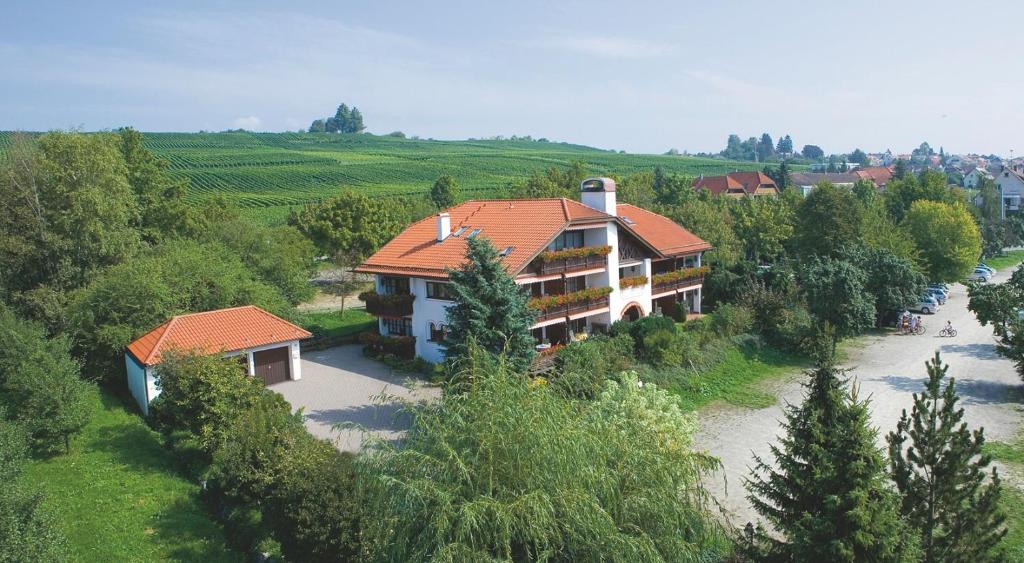 Hôtel Hotel Alpina Höhenweg 10, 88709 Hagnau am Bodensee