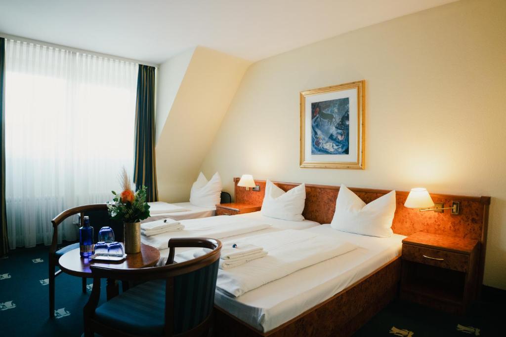 Hôtel Altstadt Hotel St. Georg Hunsrückenstr. 22 40213 Düsseldorf