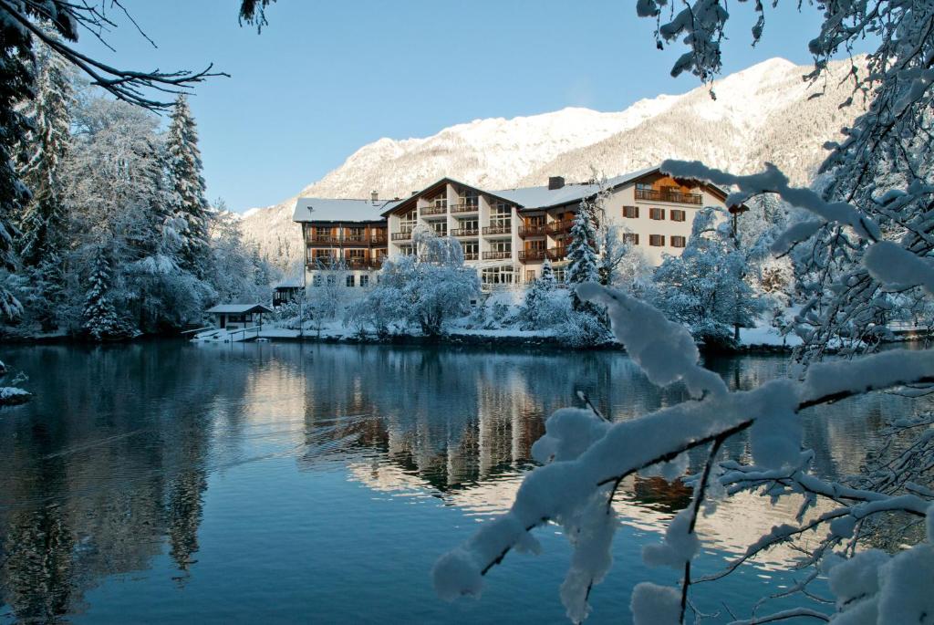 Hôtel Hotel am Badersee Am Badersee 1-5, 82491 Grainau