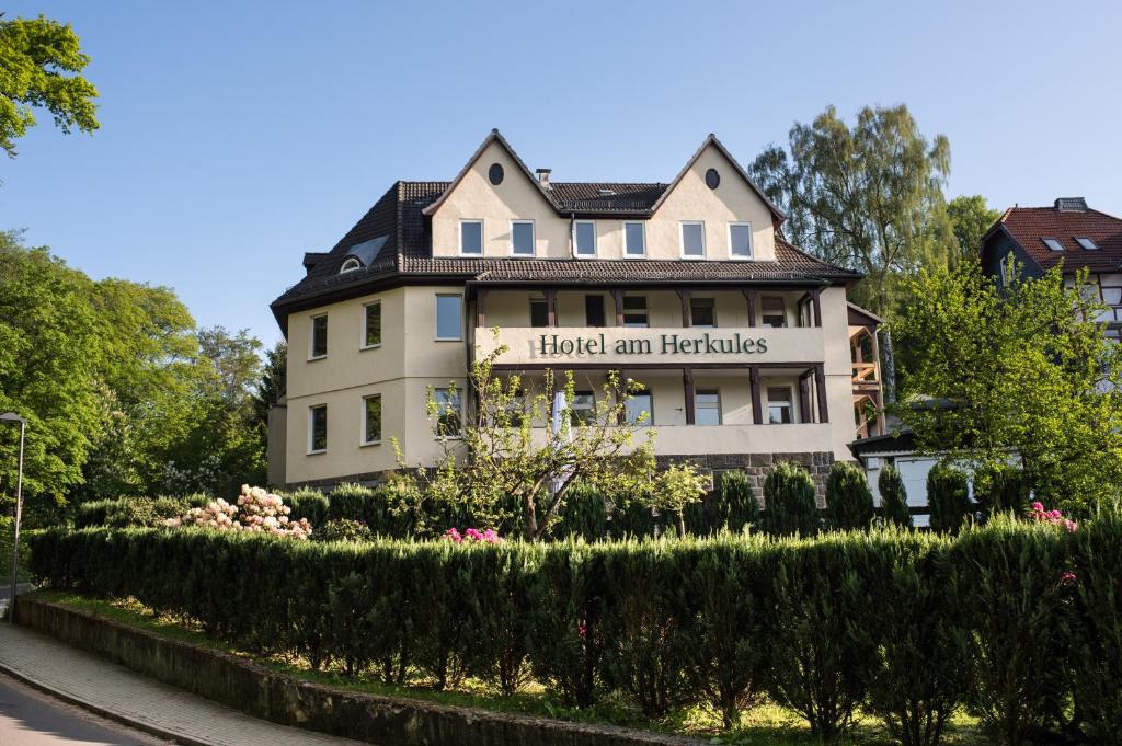 Hôtel Hotel am Herkules Hüttenbergstraße 14 - 16, 34131 Cassel