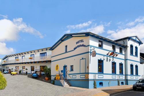 Hotel Am Müritzhafen garni Waren allemagne