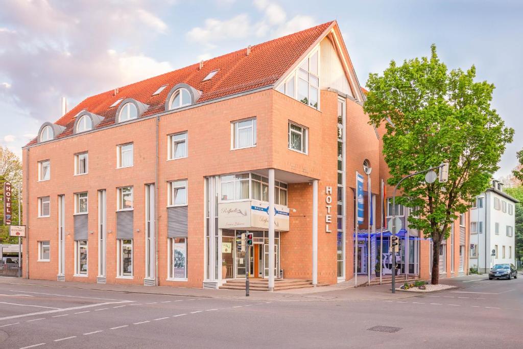 Hôtel Hotel am Schillerpark Neckarstr. 60 - 62, 73728 Esslingen am Neckar