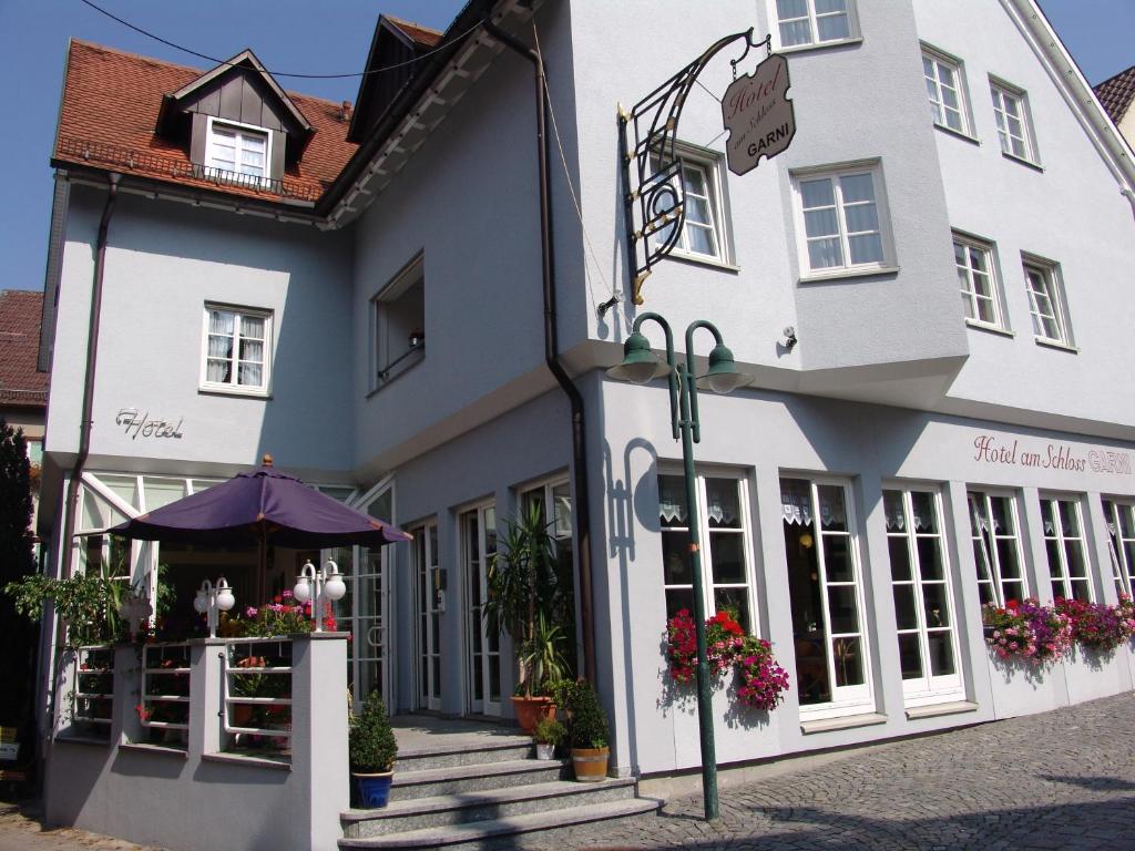 Hôtel Hotel am Schloss Neuenstein Hintere Straße 18-20, 74632 Neuenstein