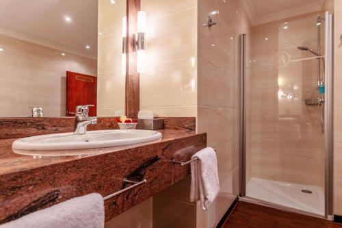 Amaris Hotel