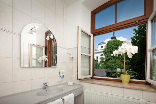 Hôtel Hotel Angerbräu Untermarkt 44 Murnau am Staffelsee