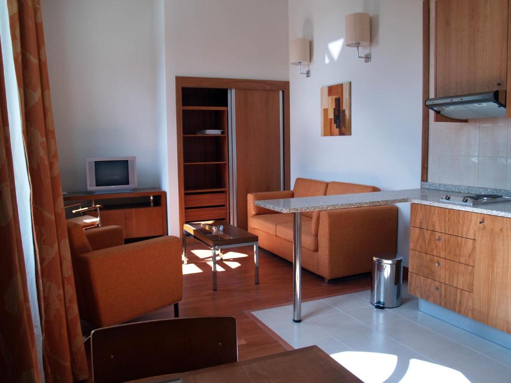 Hôtel Hotel Apartamentos Geres Ribeiro Avenida Manuel Francisco Da Costa, 47, 4845-067 Gerês