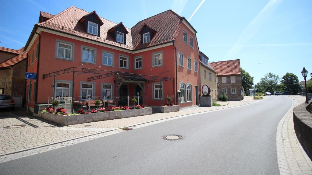 Aparthotel Alte Schmiede Dettelbach 5 Am Bach, 97337 Dettelbach