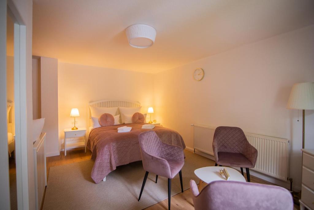 ApartOne Land-Hotel Johannistal 8a, 01855 Sebnitz