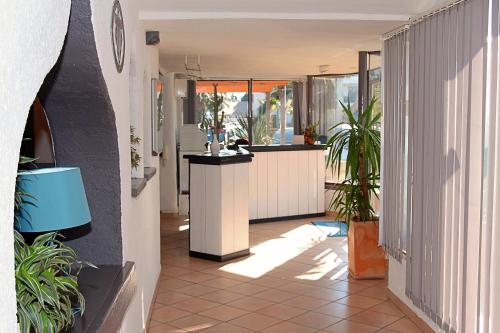 Hôtel Hotel Aquarius 40 avenue du Rousillon Canet-en-Roussillon