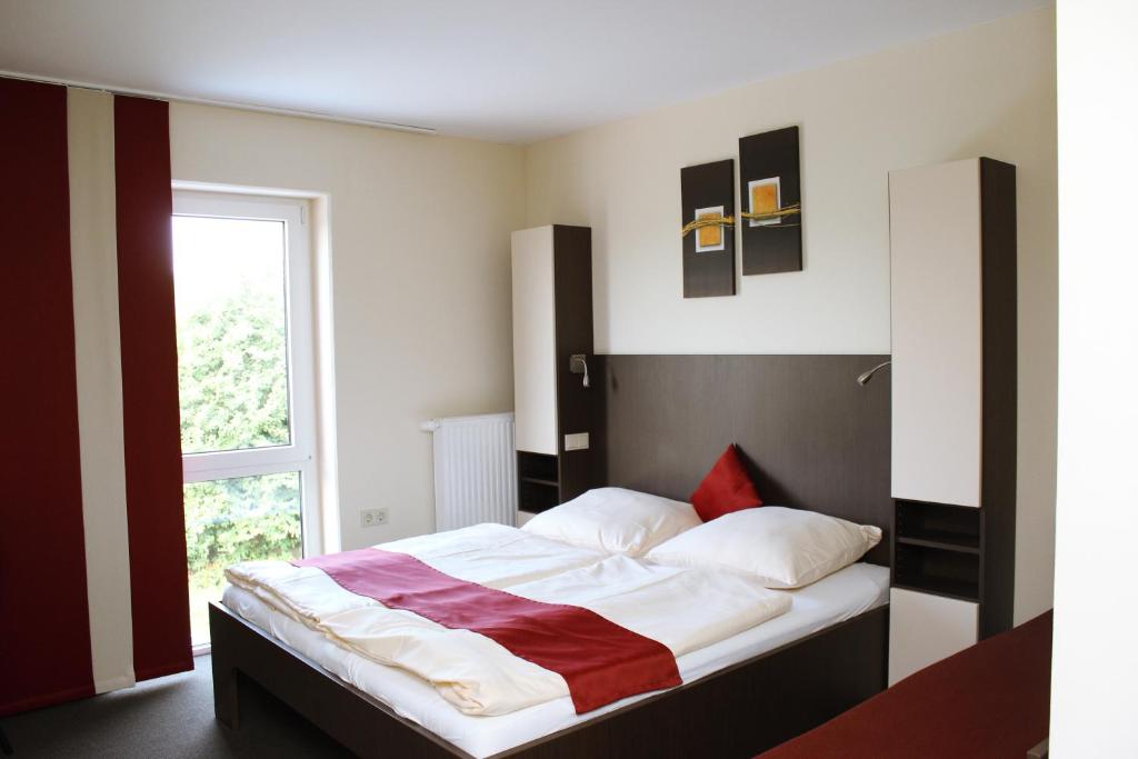 Arena Hotel Heidekoppel 3 - 5, 24558 Henstedt-Ulzburg