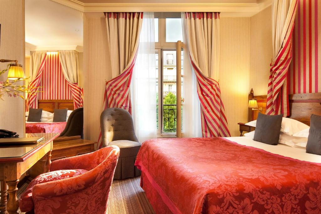 Hôtel Au Manoir Saint Germain 153 Boulevard Saint Germain 75006 Paris