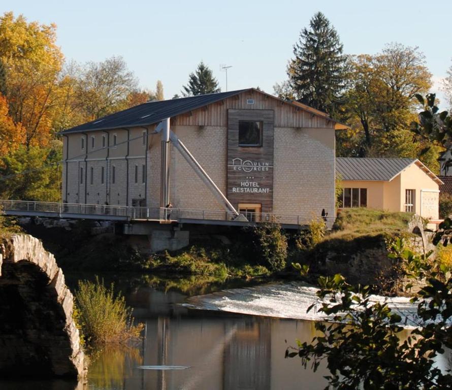 Hôtel Au Moulin des Ecorces 14 Allée du Pont Roman 39100 Dole