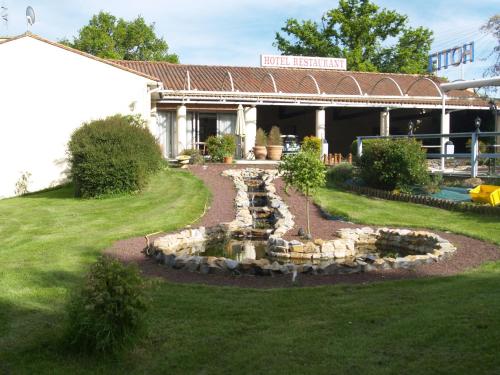 Hôtel Au Relais des Lilas Parthenay france