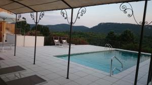 Hôtel Au Relais Provencal 10 Route De Fréjus 83600 Bagnols-en-Forêt Provence-Alpes-Côte d\'Azur