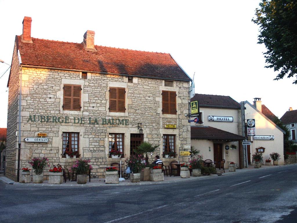 Hôtel Auberge de la Baume 2, Place de l'Eglise 21330 Bâlot