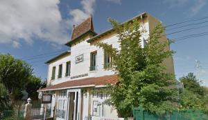 Hôtel Auberge des Écluses 278 Rue des Écluses 78955 Carrières-sous-Poissy Île-de-France