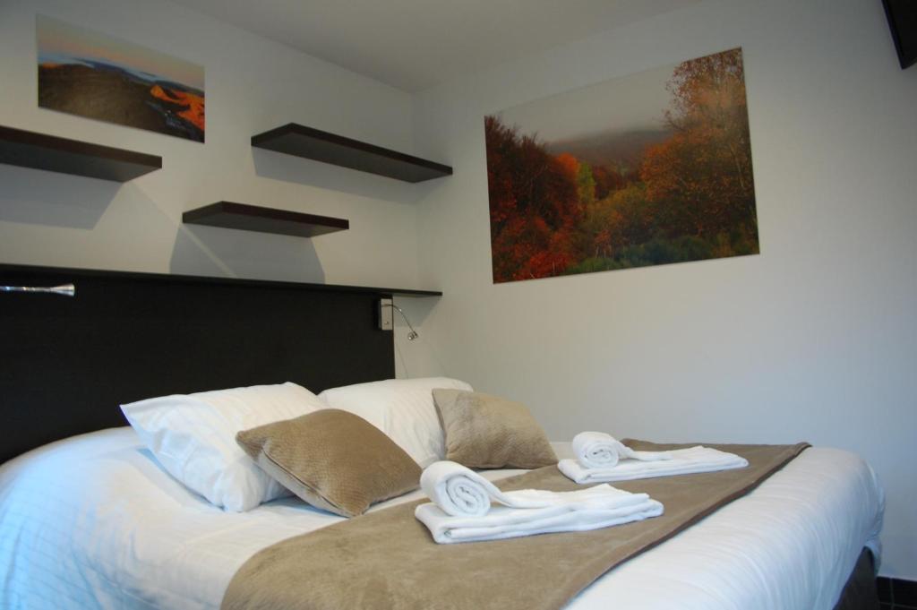 Aux 500 Diables Eco Lodge - Hotel Chambon des Neiges, 63790 Chambon-sur-Lac