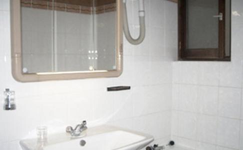 Avenir Hotel