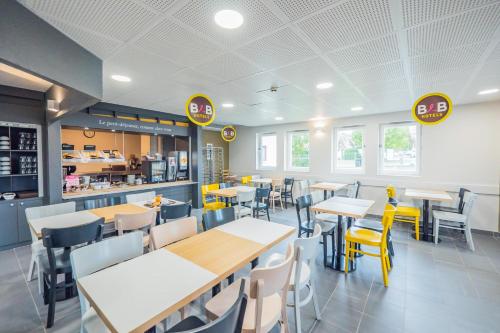 B&B HOTEL Angers 2 Université