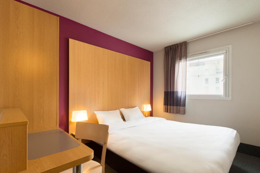 B&B HOTEL Castres Centre Gambetta 22 rue Gambetta, 81100 Castres