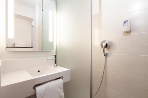 B&B HOTEL Compiègne