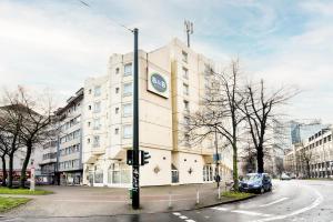 Hôtel B&B Hotel Düsseldorf-Hbf Ludwig Erhard Allee 2 40227 Düsseldorf Rhénanie du Nord - Westphalie