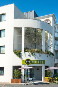 Hôtel B&B HOTEL La Rochelle Centre 140 Boulevard Joffre 17000 La Rochelle -1