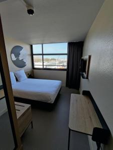 B&B HOTEL La Rochelle Centre Les Minimes