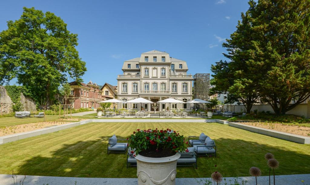 B&B HOTEL Lyon Nord 4 étoiles