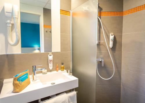 B&B HOTEL Marseille Centre La Timone