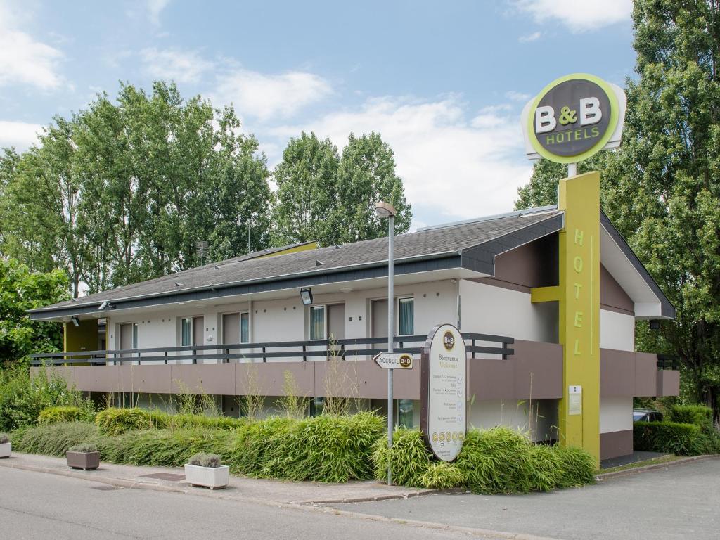 B&B HOTEL Pontault Combault 96 Rue des Prés Saint-Martin, 77340 Pontault-Combault