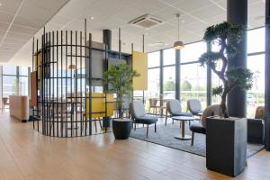 B&B HOTEL Reims Croix Blandin