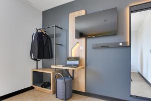 B&B HOTEL Reims Croix Blandin