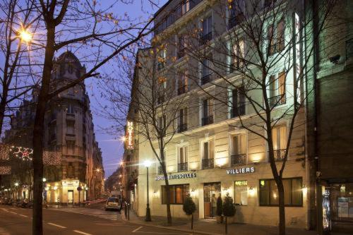 Hôtel Hotel B Square 11, rue des Batignolles, 75017 Paris