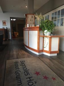 Bagnoles Hotel - Contact Hotel