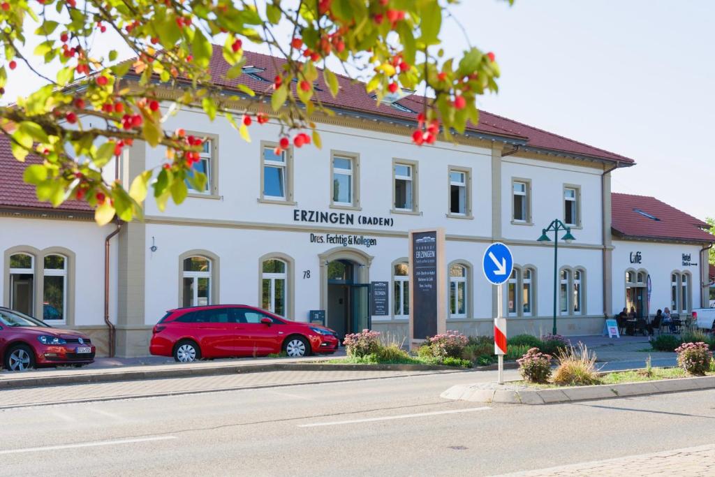 Bahnhof-Erzingen, hotel, coffee & more Hauptstraße 78 Bahnhof-Erzingen, 79771 Erzingen