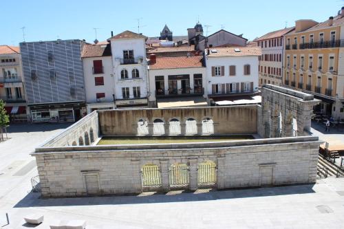 Hôtel Hotel Bains Sarrailh 11 place de la fontaine chaude Dax