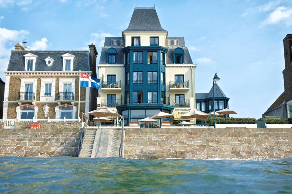 Hôtel Best Western Alexandra 138 Boulevard Hebert - Grande Plage du Sillon 35400 Saint-Malo