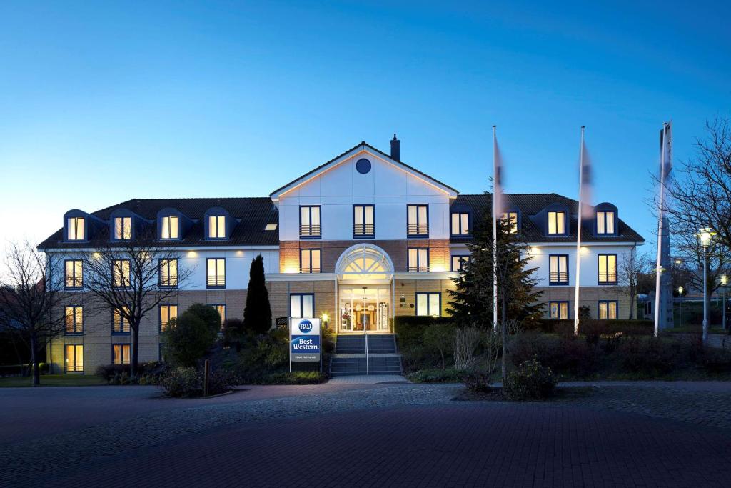 Best Western Hotel Helmstedt am Lappwald Chardstraße 2, 38350 Helmstedt