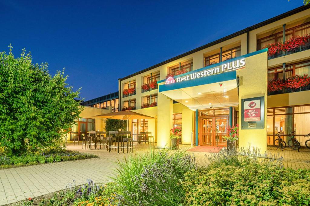 Best Western Plus Kurhotel an der Obermaintherme Am Kurpark 7, 96231 Bad Staffelstein