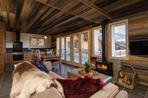 Black Diamond Lodge