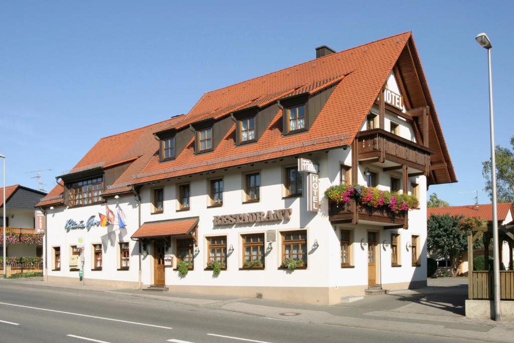 Blaue Grotte & Frankenhotel Würzburger Strasse 12, 96135 Debring