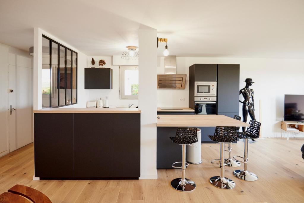 Boardingroom 70794 Leura