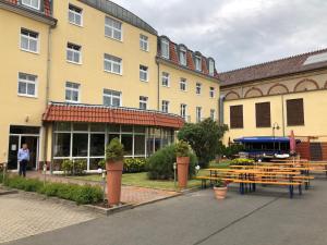 Hôtel Brandiser Parkhotel Bahnhofstraße 22-24 04821 Brandis Saxe