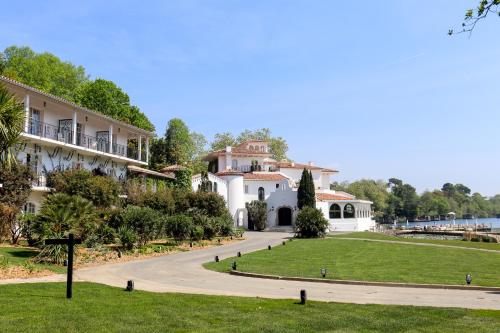 Brindos, Lac & Château - Anglet Biarritz - Nouvelle ouverture