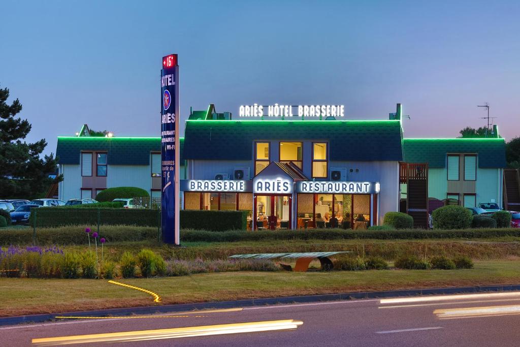 Brit Hotel Ariès, Argentan La Beurrerie / Route d'Ecouché, 61200 Argentan