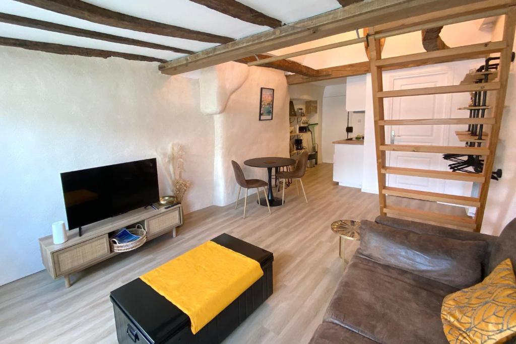 Business & Budget Hotel Tessin