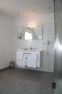 Hôtel Buskes Hotel Steinförde Steinförderstrasse 85 29323 Wietze Basse-Saxe